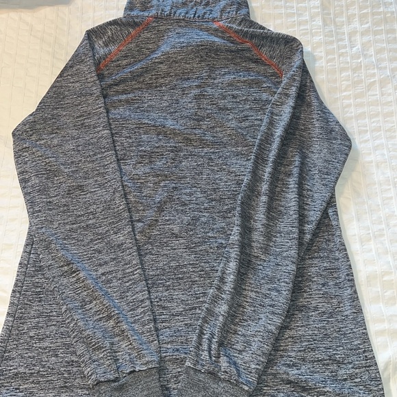 University of MIAMI 3/4 zip 🙌🏻 - Picture 6 of 8